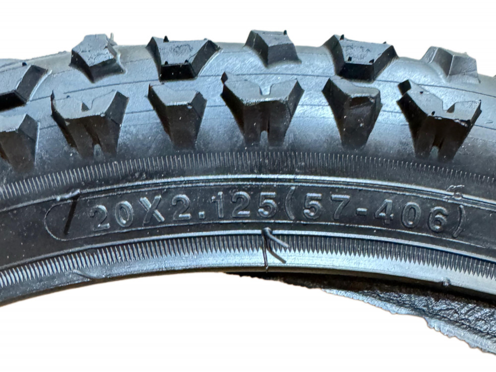 Покрышка Lorak 20*2,125 L-779, код 20106